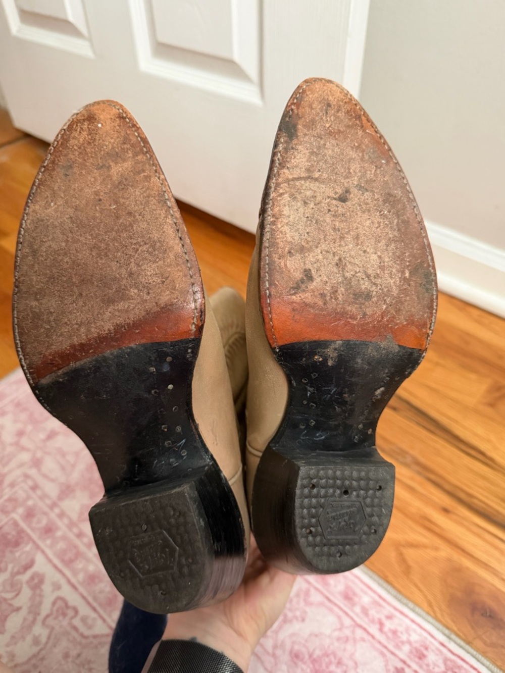 Vintage Women’s Tony Lama Beige Cowboy Boots | $200 originally - Picture 9 of 9